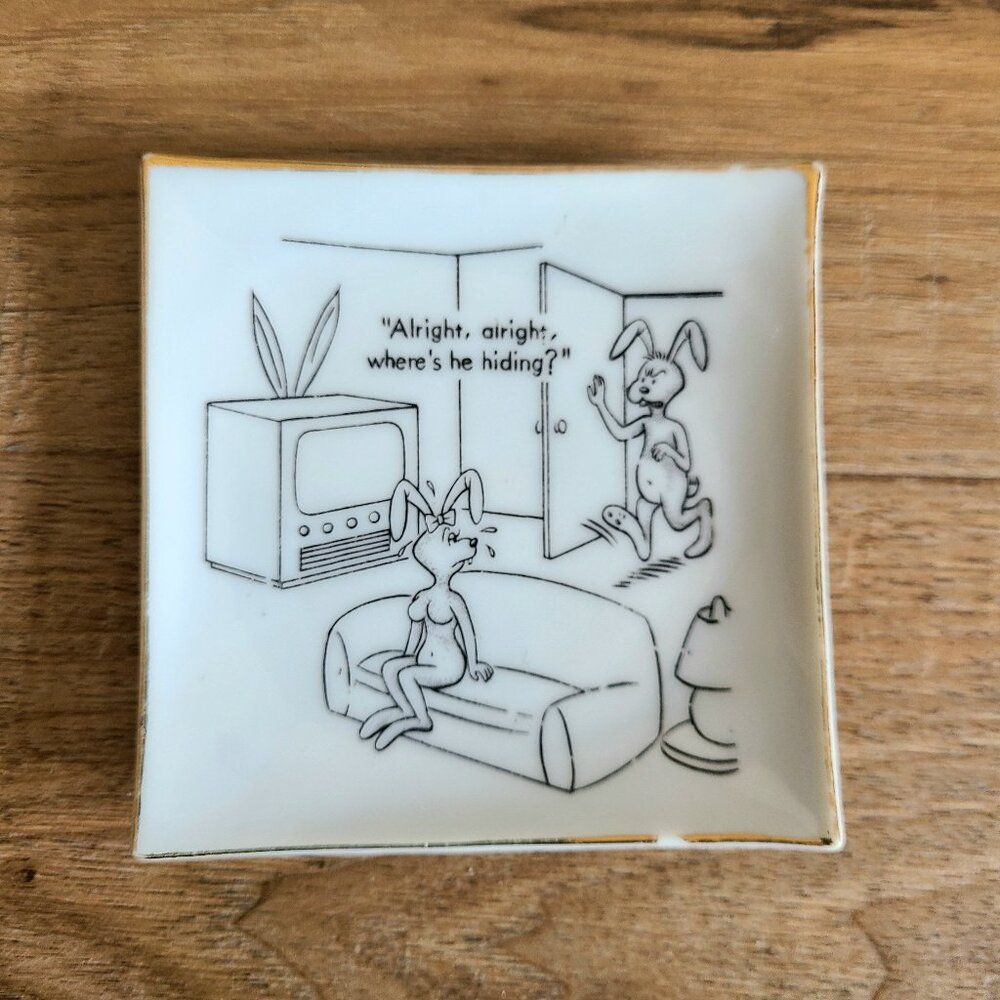 Hareraisers Novelty plate ashtray. Adult Rabbit Cartoon.